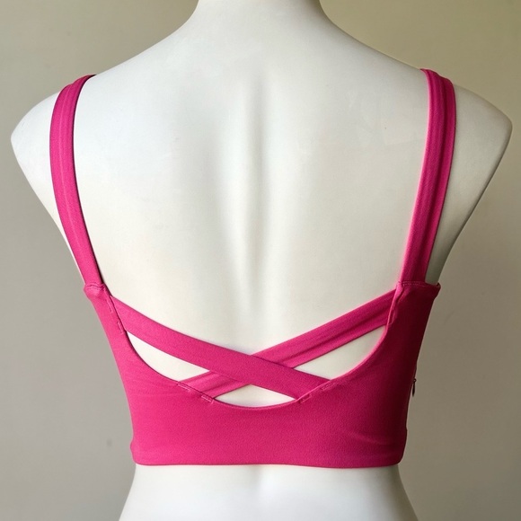 Sincerely Jules Cross Back Stash Pocket Active Crop Top, Pink XS - Picture 6 of 8